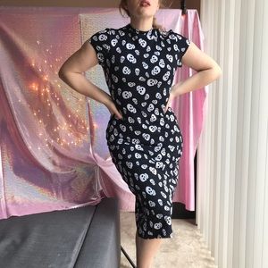 SOLD! Unique Vintage skulls wiggle dress 💀